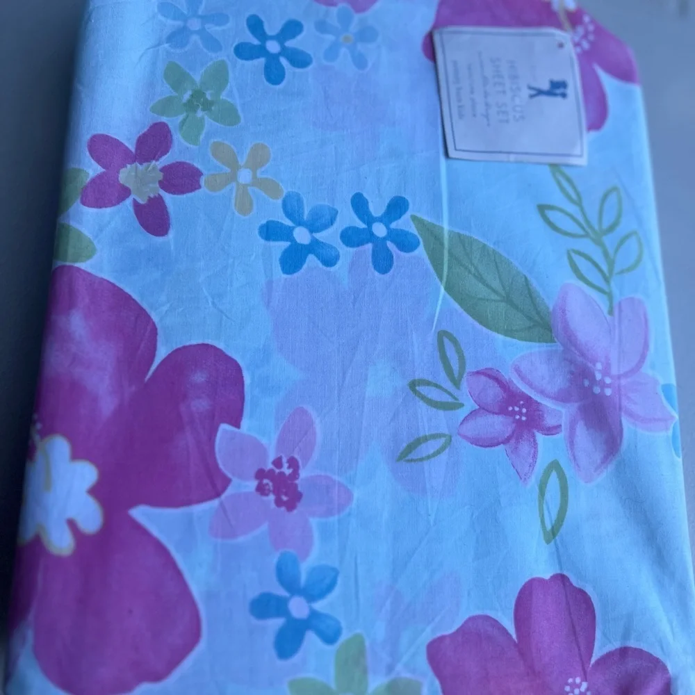 POTTERY BARN Hibiscus light Blue and Pink Floral Sheet Twin sheets Set Bedding